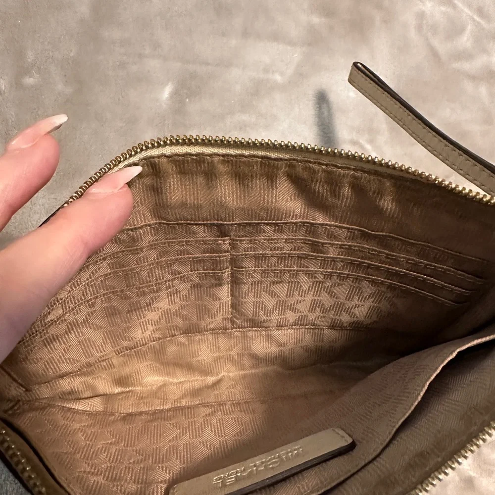 Michael Kors Metallic Python Envelope Clutch – Luxe‎ Designer Evening Bag